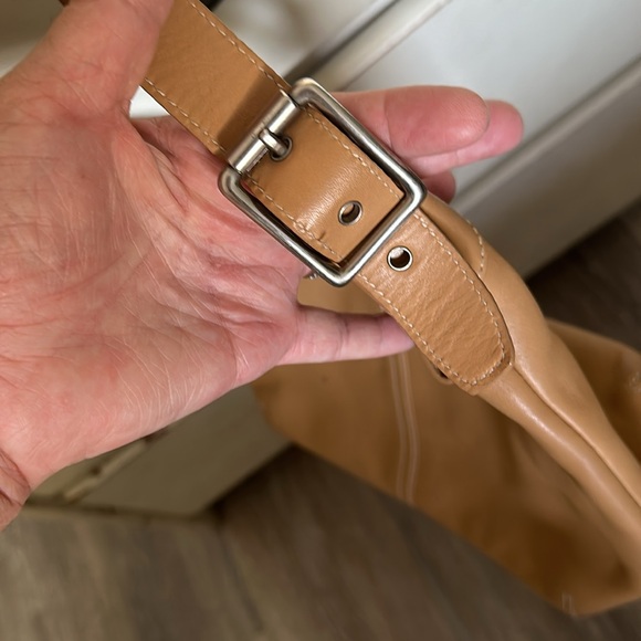 Vintage coach leather tan purse! - Picture 5 of 13